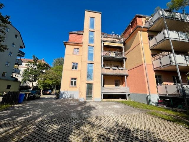 Erdgeschoßwohnung Zwickau - 4 Zimmer, 96 m&sup2;, 671&euro; | Angebot:24570448