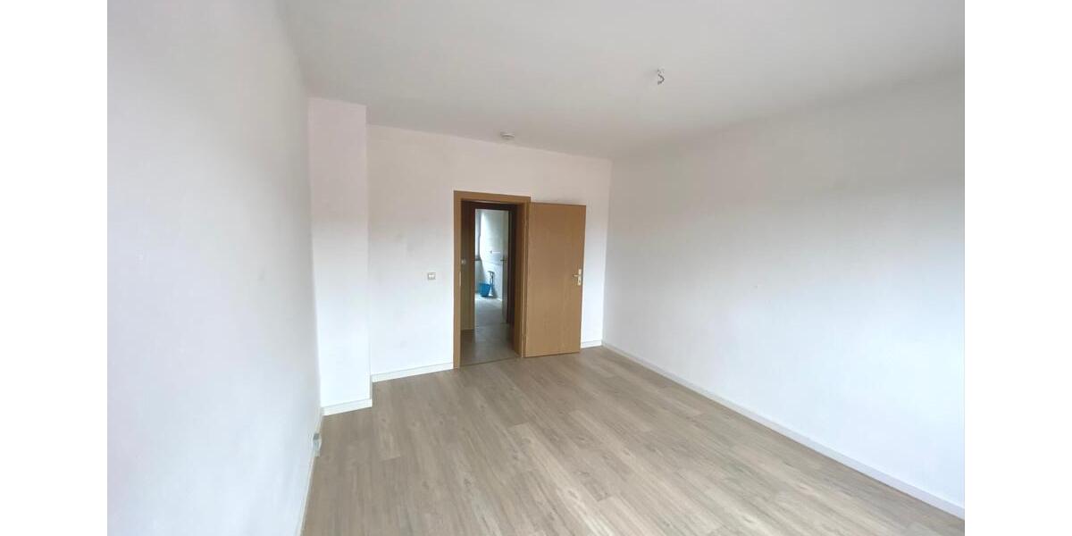 Etagenwohnung Elsterberg - 3 Zimmer, 58 m&sup2;, 249&euro; | Angebot:15844912