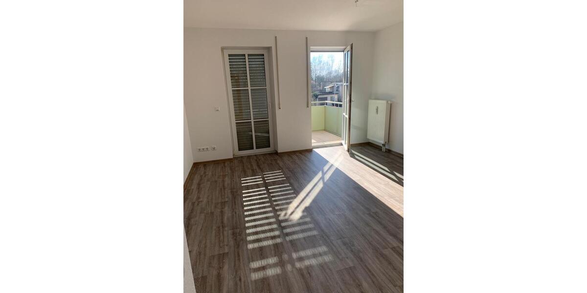 Etagenwohnung Schmölln - 2 Zimmer, 55 m&sup2;, 480&euro; | Angebot:25978976