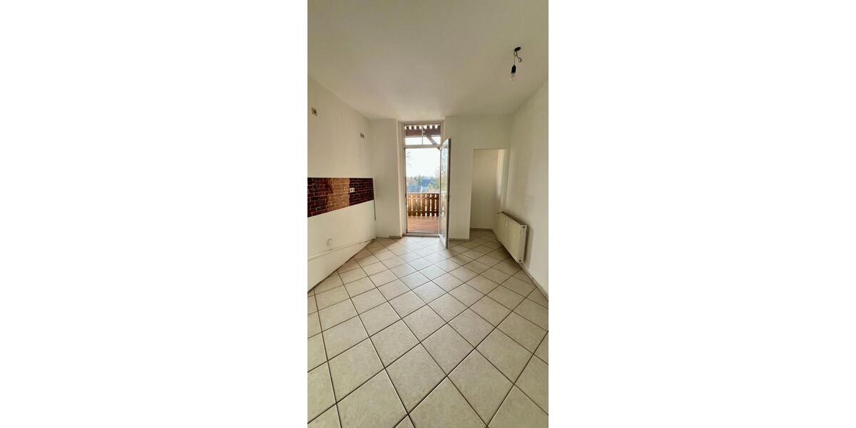 Etagenwohnung Hohenstein-Ernstthal Ernstthal - 2 Zimmer, 65 m&sup2;, 310&euro; | Angebot:24853454