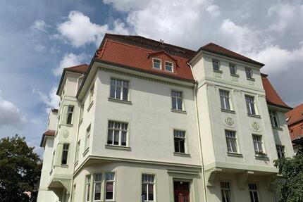 Wohnung Zwickau - 2 Zimmer, 44 m&sup2;, 260&euro; | Angebot:25255007