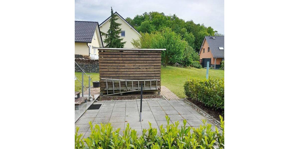 Geräumige Doppelhaushäfte mit toller Aussicht - Doppelhaushälfte Neumark | Angebot:25475823