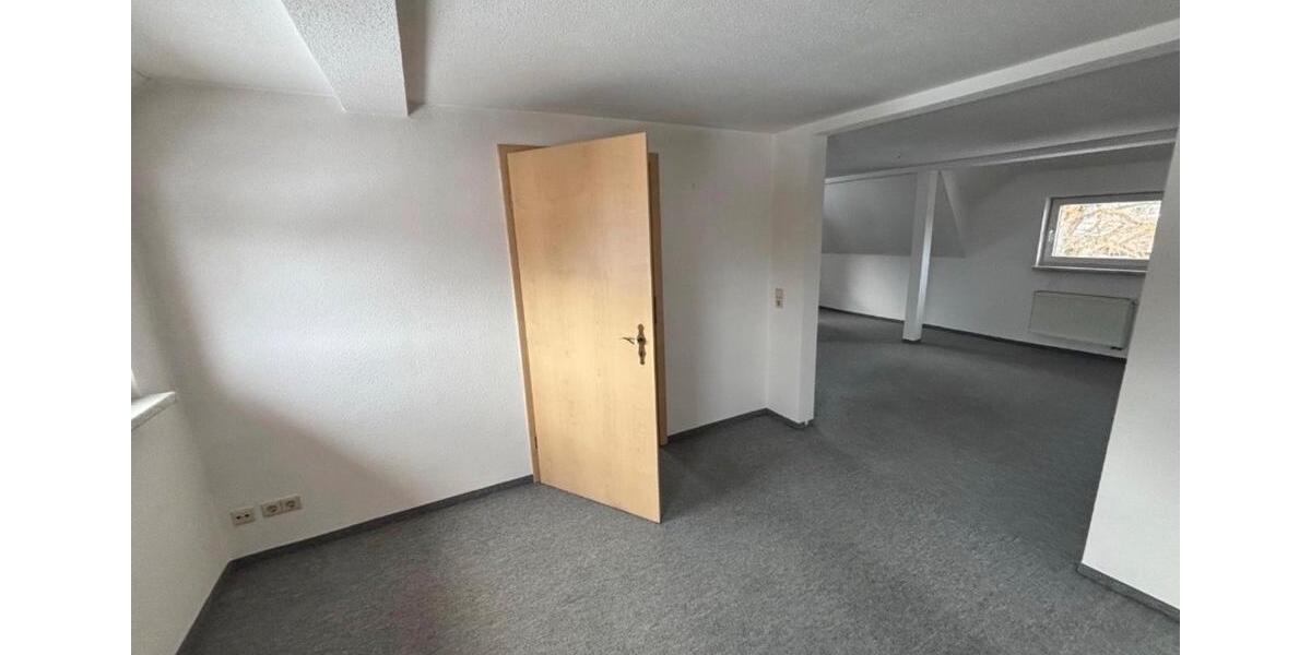 Etagenwohnung Auerbach/Vogtland Vogtland - 4 Zimmer, 99 m&sup2;, 650&euro; | Angebot:24901875