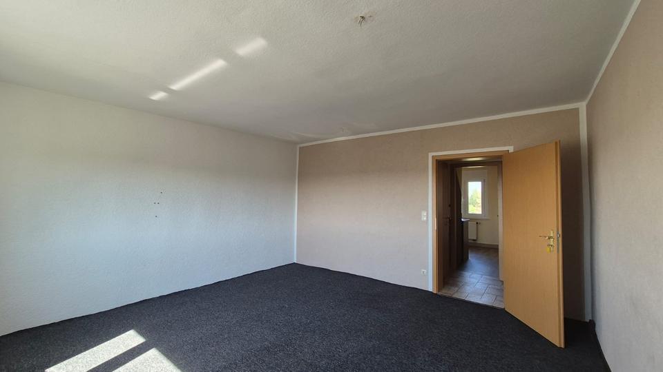 Etagenwohnung Elsterberg - 5 Zimmer, 63 m&sup2;, 300&euro; | Angebot:22688761