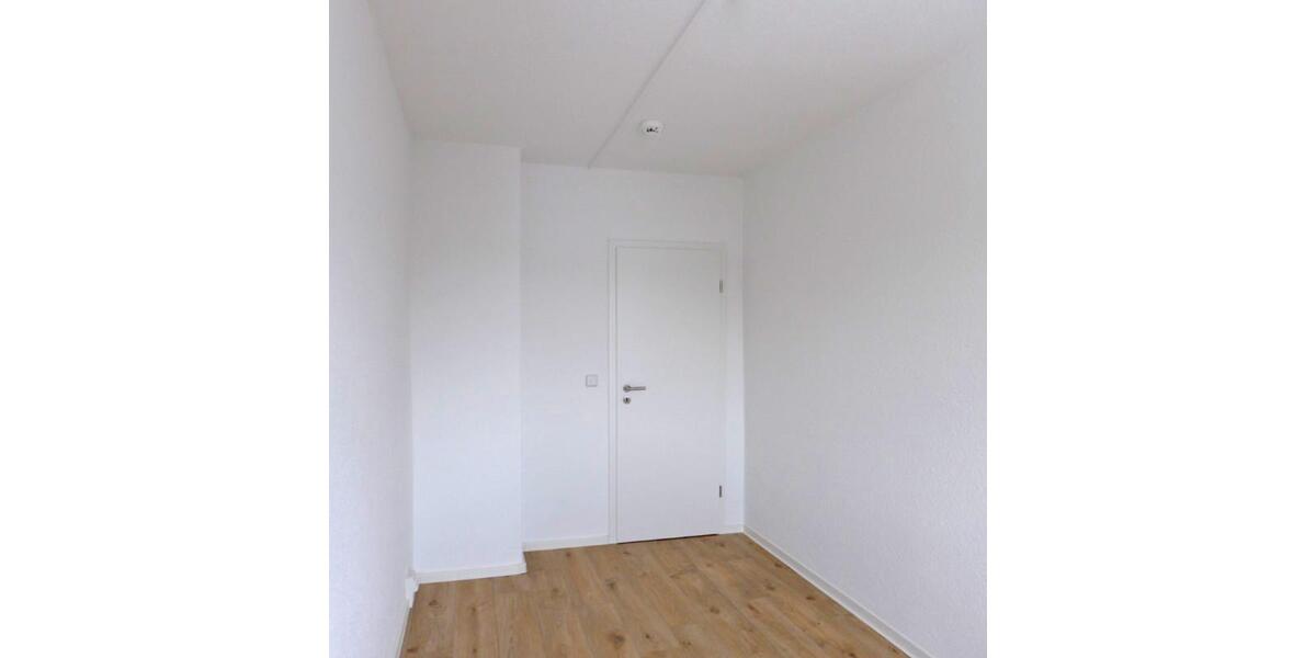 Etagenwohnung Limbach-Oberfrohna Oberfrohna - 3 Zimmer, 58 m&sup2;, 335&euro; | Angebot:23713803