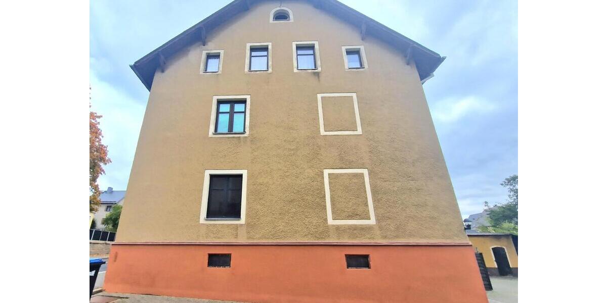 Schicke 3-Zimmer-Dachgeschosswohnung in zentraler Lage von Stollberg! - Dachgeschoßwohnung Stollberg Hoheneck | Angebot:22592704