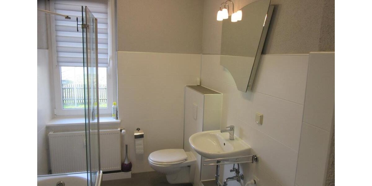 Erdgeschoßwohnung Schmölln - 1 Zimmer, 35 m&sup2;, 250&euro; | Angebot:24988742