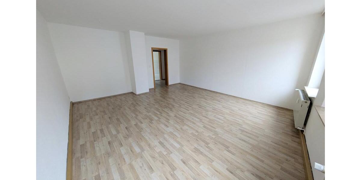 Etagenwohnung Waldenburg - 2 Zimmer, 76 m&sup2;, 300&euro; | Angebot:25945718