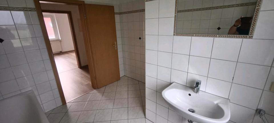 Etagenwohnung Zwickau Cainsdorf - 2 Zimmer, 51 m&sup2;, 45.000&euro; | Angebot:26929557