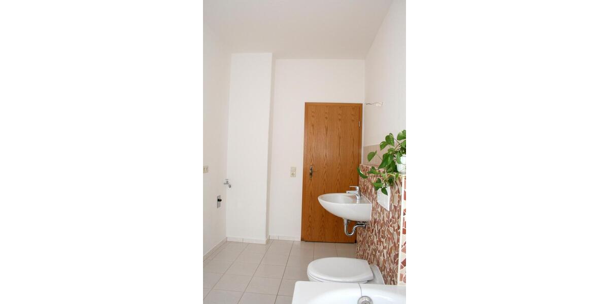 Etagenwohnung Gersdorf - 2 Zimmer, 57 m&sup2;, 300&euro; | Angebot:25349231