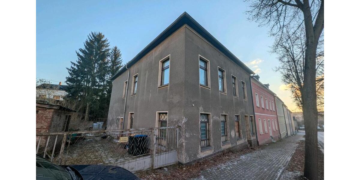 Reihenhaus Auerbach/Vogtland Vogtland - 12 Zimmer, 150 m&sup2;, 50.000&euro; | Angebot:26786740