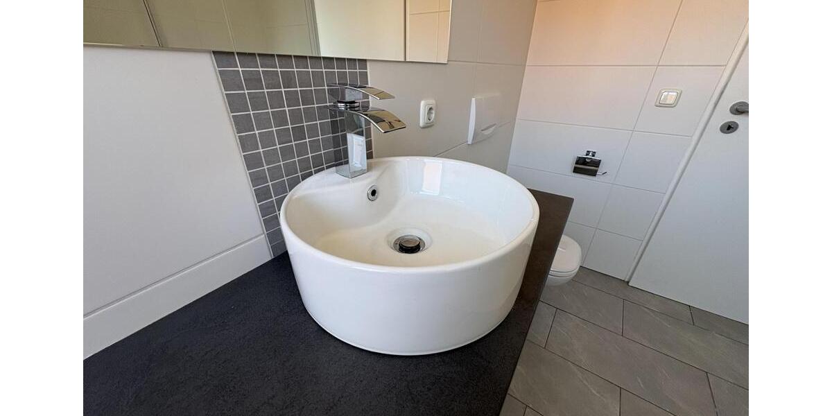 Dachgeschoßwohnung Zwickau Zwickau-Nord - 2 Zimmer, 65 m&sup2;, 430&euro; | Angebot:25254326