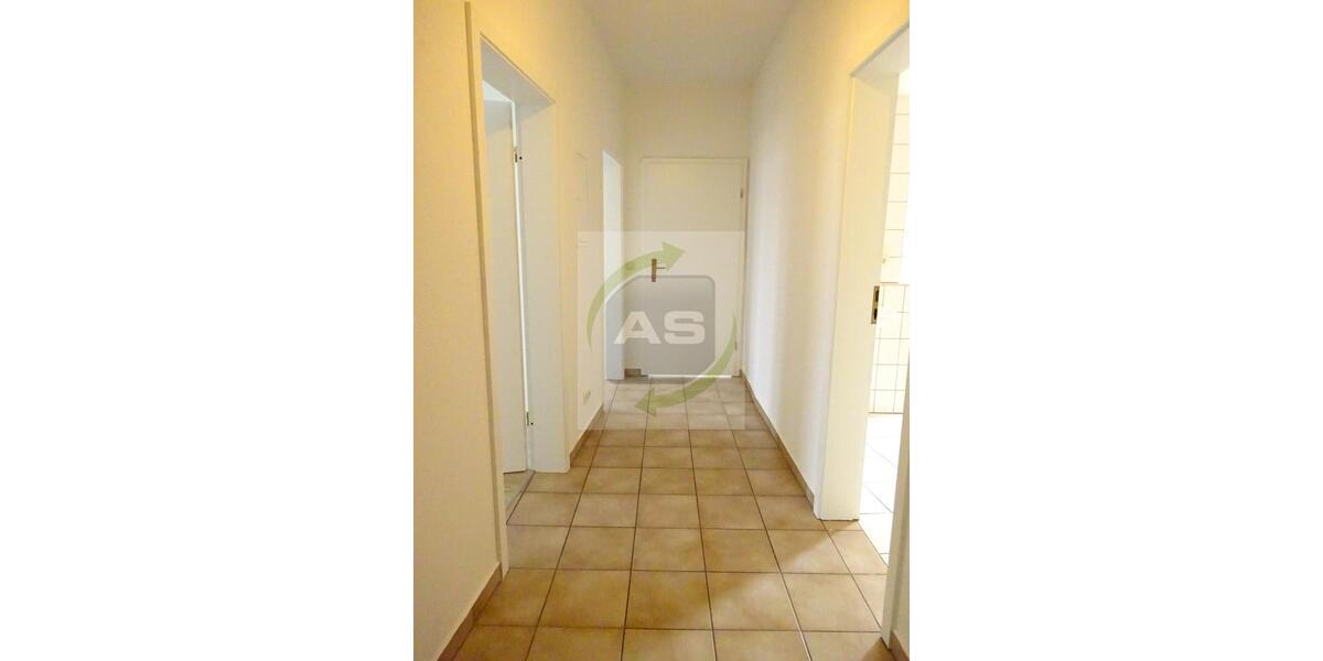 Etagenwohnung Zwickau Zwickau-West - 3 Zimmer, 79 m&sup2;, 395&euro; | Angebot:24571767