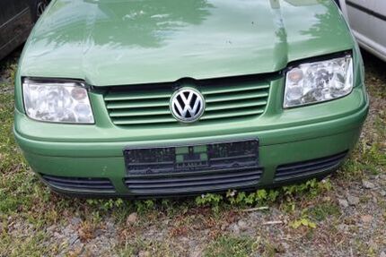 VW Bora 341.598 km 600 &euro; Reichenbach 08468