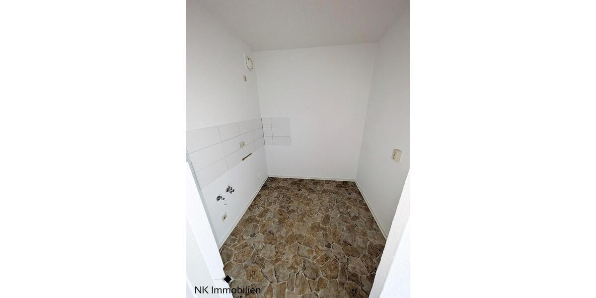 Etagenwohnung Limbach-Oberfrohna Oberfrohna - 2 Zimmer, 39 m&sup2;, 211&euro; | Angebot:26008242