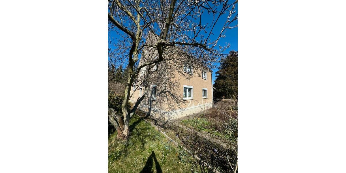 Einfamilienhaus Hohenstein-Ernstthal Ernstthal - 10 Zimmer, 140 m&sup2;, 78.000&euro; | Angebot:21974079