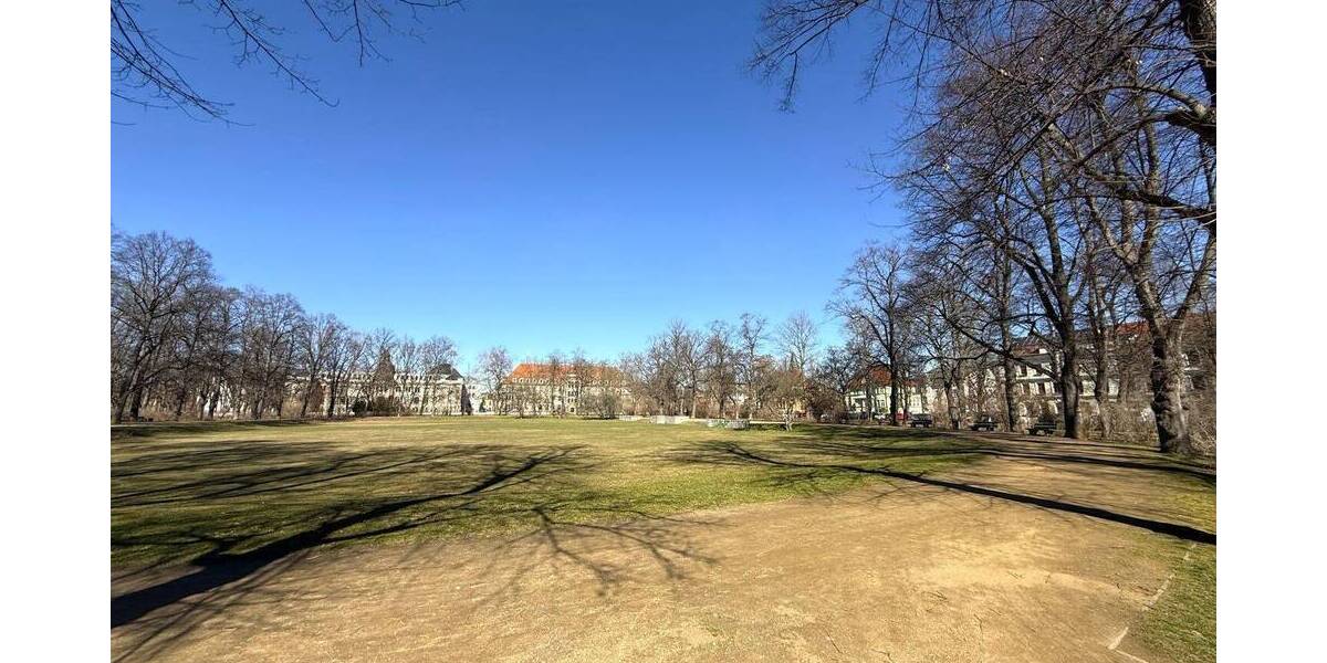 Etagenwohnung Zwickau Innenstadt - 2 Zimmer, 66 m&sup2;, 71.500&euro; | Angebot:25707518