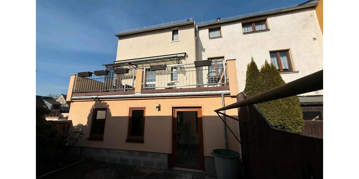 Doppelhaushälfte Treuen - 12 Zimmer, 150 m&sup2;, 185.000&euro; | Angebot:25656852