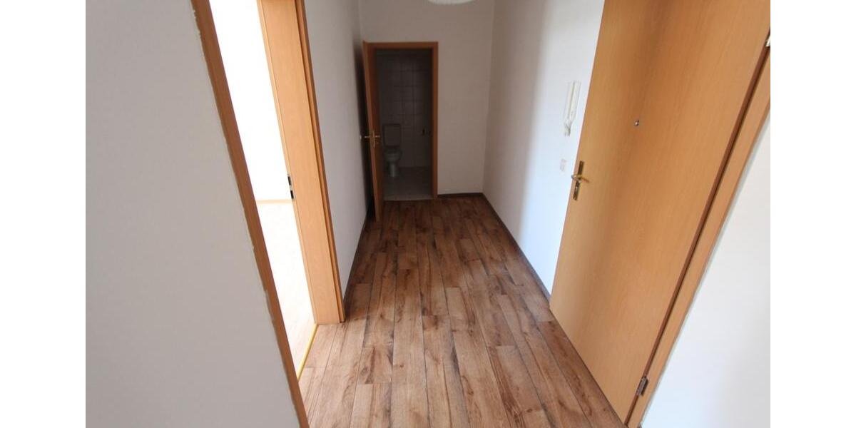 Etagenwohnung Glauchau - 2 Zimmer, 53 m&sup2;, 250&euro; | Angebot:19859241