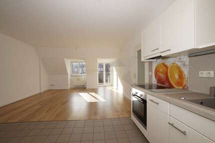 Wohnung Zwickau Marienthal Ost - 2 Zimmer, 58 m&sup2;, 399&euro; | Angebot:25341328