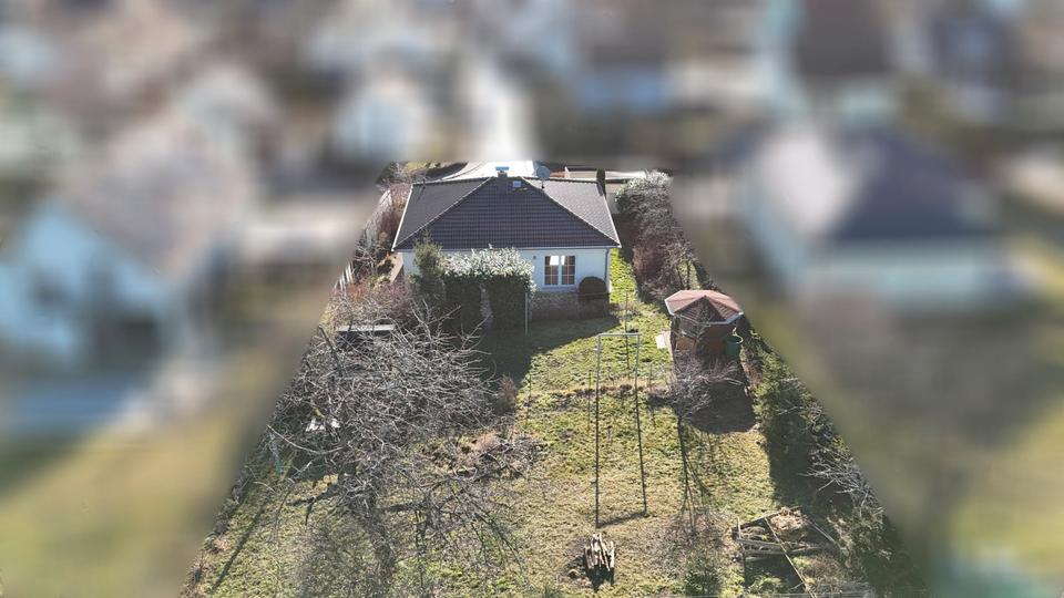 Einfamilienhaus Zwickau Cainsdorf - 3 Zimmer, 95 m&sup2;, 1.300&euro; | Angebot:24963886