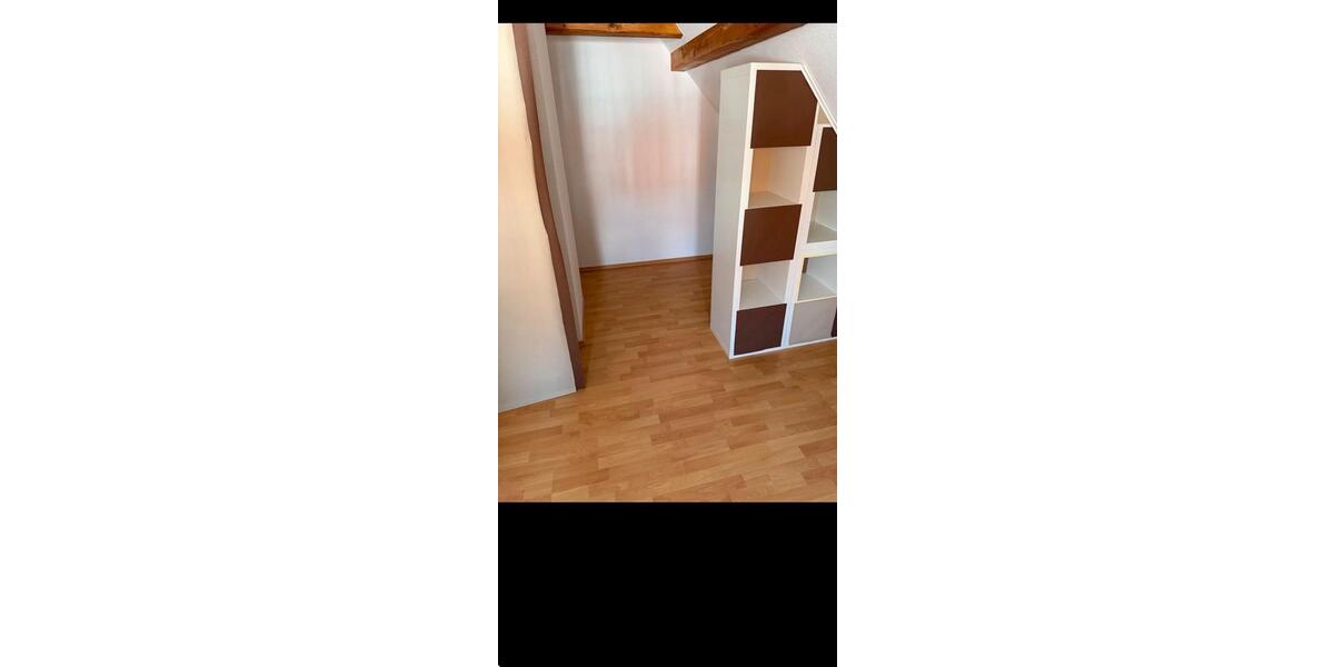 Dachgeschoßwohnung Zwickau Zwickau-Nord - 2 Zimmer, 45 m&sup2;, 390&euro; | Angebot:26091356
