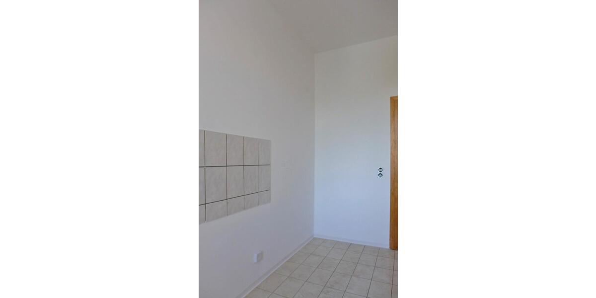 Etagenwohnung Limbach-Oberfrohna Oberfrohna - 3 Zimmer, 70 m&sup2;, 315&euro; | Angebot:25804809