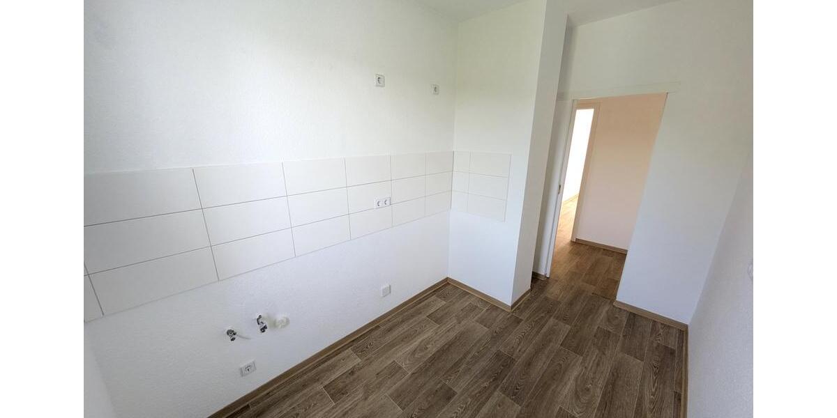 Etagenwohnung Limbach-Oberfrohna Oberfrohna - 3 Zimmer, 60 m&sup2;, 408&euro; | Angebot:26008235