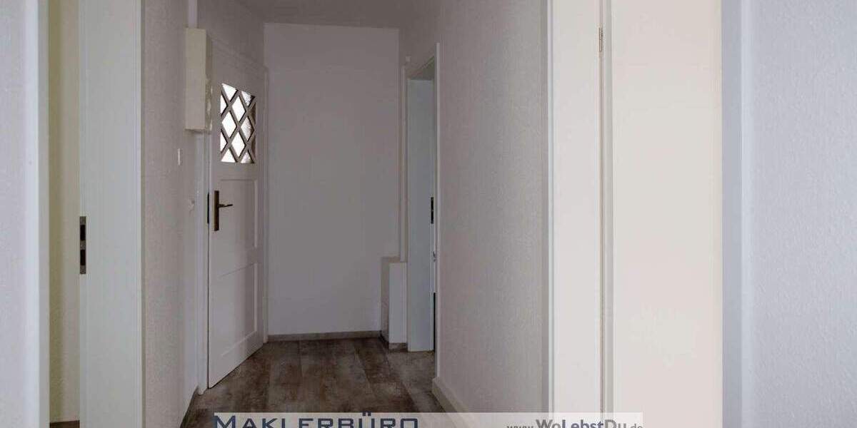 Etagenwohnung Greiz - 3 Zimmer, 82 m&sup2;, 599&euro; | Angebot:25678434