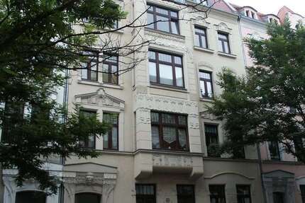 Wohnung Zwickau Mitte-Nord - 2 Zimmer, 56 m&sup2;, 400&euro; | Angebot:24315558