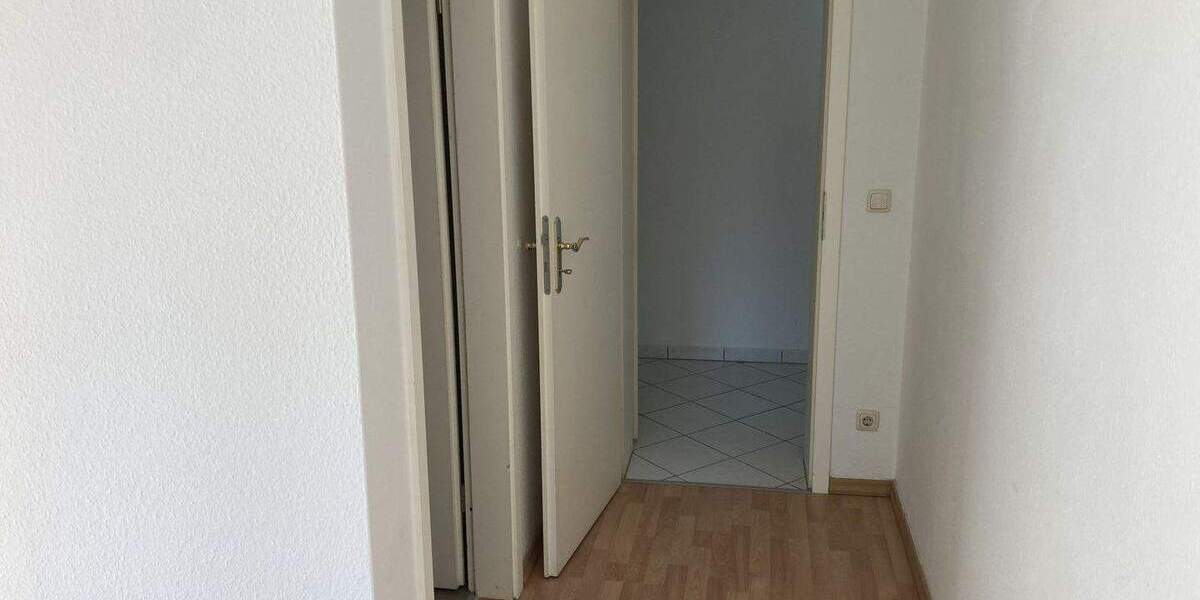 Etagenwohnung Zwickau Marienthal - 2 Zimmer, 46 m&sup2;, 56.000&euro; | Angebot:25707548