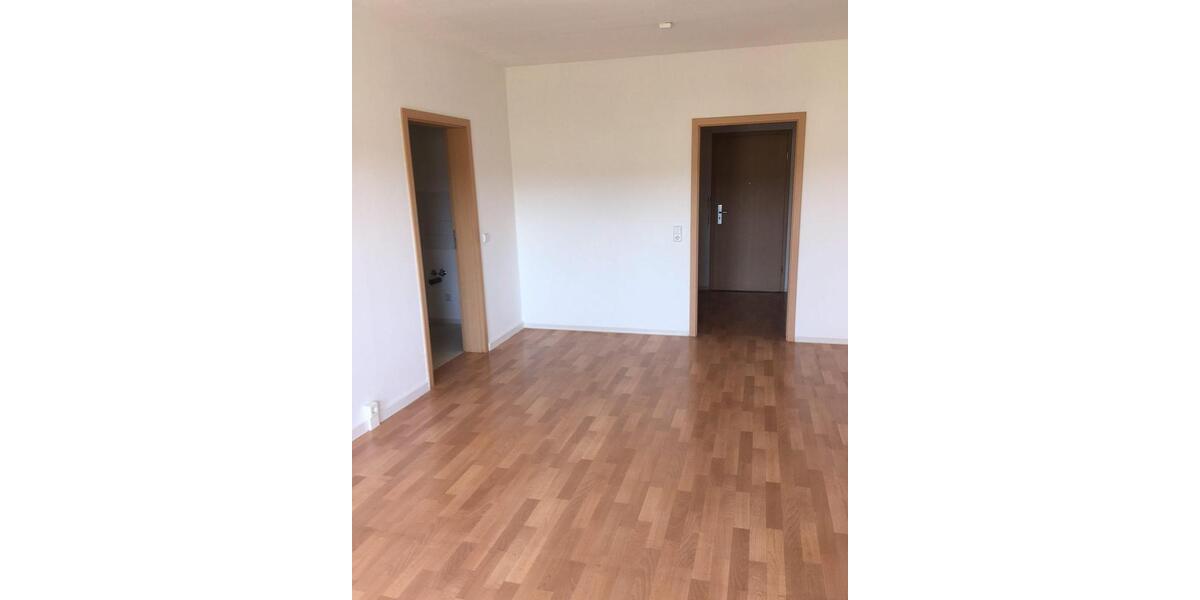 Etagenwohnung Stollberg (Erzgebirge) - 2 Zimmer, 45 m&sup2;, 275&euro; | Angebot:24864322