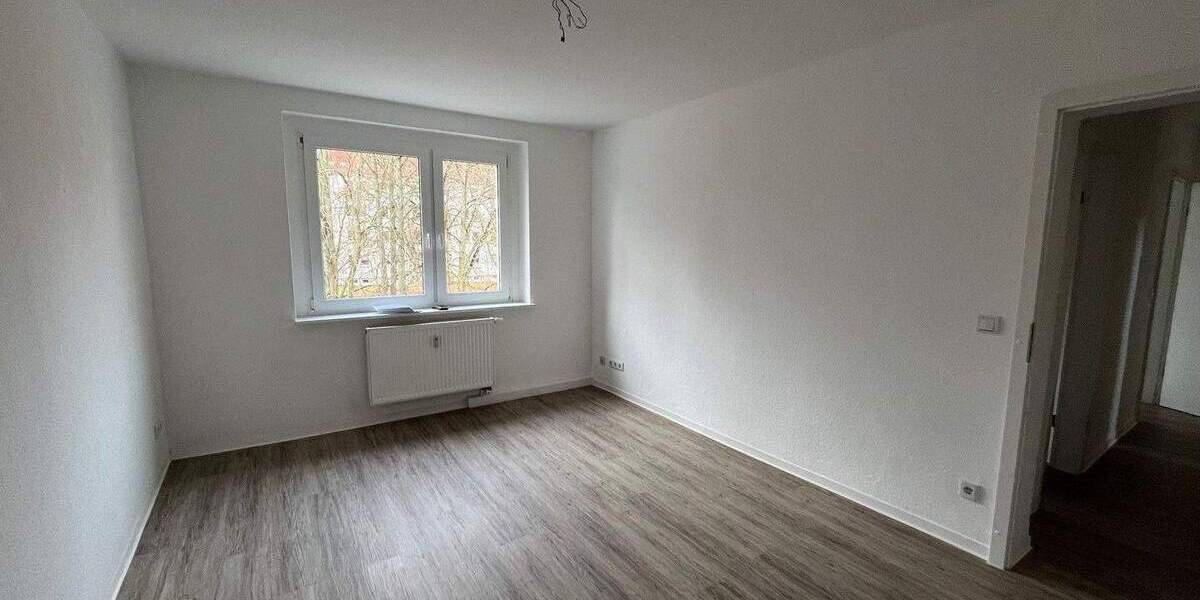 Etagenwohnung Zwickau Marienthal - 2 Zimmer, 46 m&sup2;, 315&euro; | Angebot:25800070