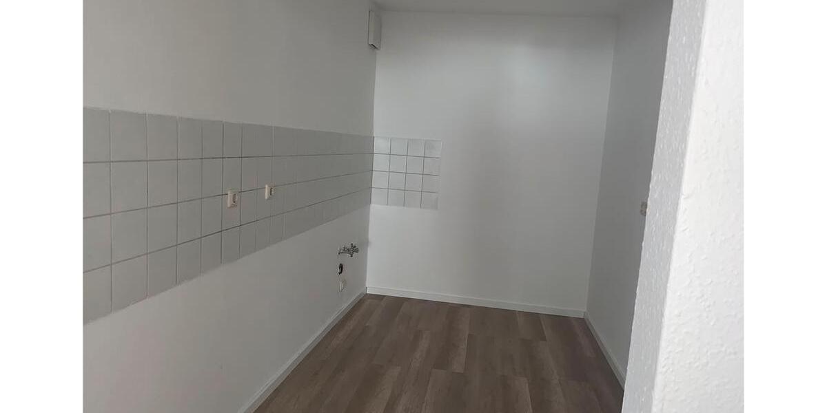 Etagenwohnung Crimmitschau - 2 Zimmer, 63 m&sup2;, 377&euro; | Angebot:19444134