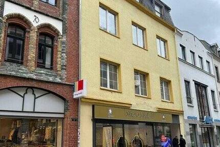 Wohnung Zwickau Innenstadt - 3 Zimmer, 132 m&sup2;, 925&euro; | Angebot:25880935
