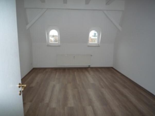 Maisonettenwohnung Zwickau - 3 Zimmer, 99 m&sup2;, 590&euro; | Angebot:25839639