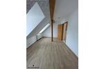 Dachgeschoßwohnung Zwickau - 4 Zimmer, 95 m&sup2;, 620&euro; | Angebot:25945678