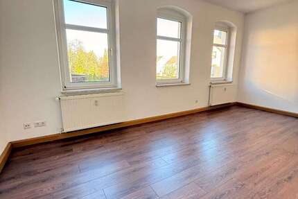Wohnung Oelsnitz Oelsnitz - 2 Zimmer, 54 m&sup2;, 290&euro; | Angebot:23830873
