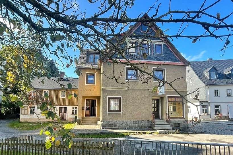 Einfamilienhaus Zwönitz - 6 Zimmer, 120 m&sup2;, 195.000&euro; | Angebot:26037330