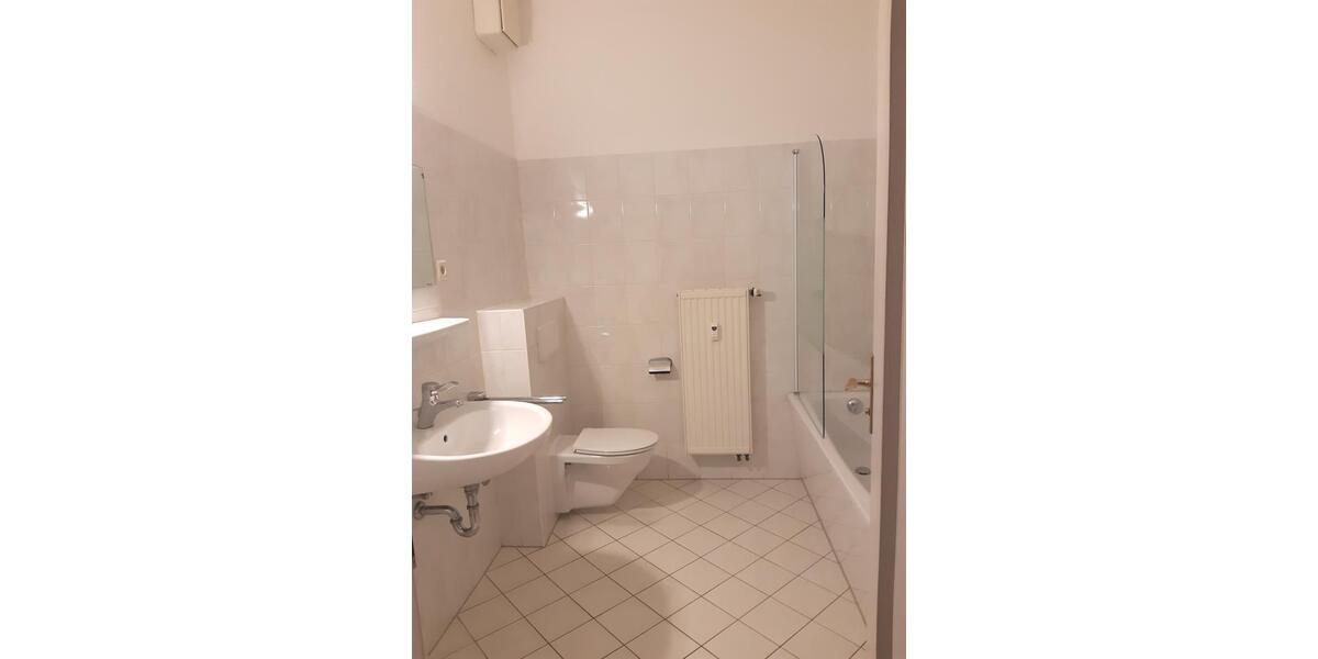 Etagenwohnung Zwickau - 2 Zimmer, 59 m&sup2;, 349&euro; | Angebot:25533207