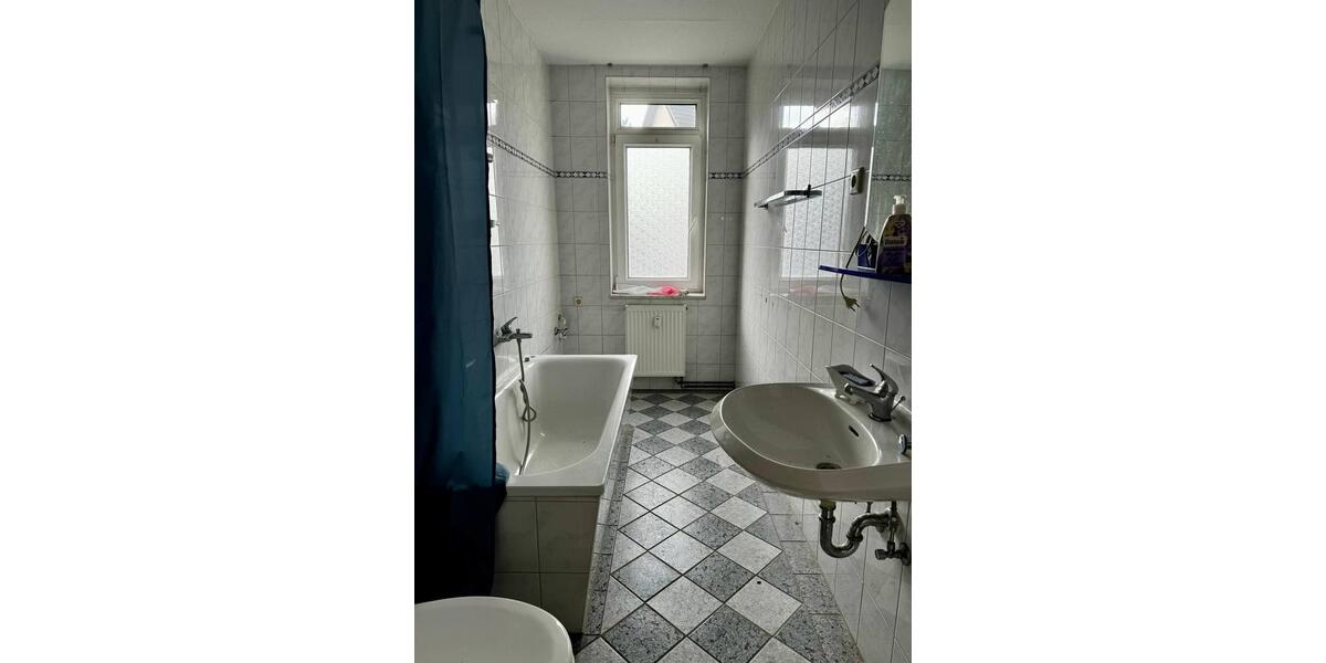 Mehrfamilienhaus, Wohnhaus Lichtenstein (Sachsen) - 15 Zimmer, 398 m&sup2;, 150.000&euro; | Angebot:26021665