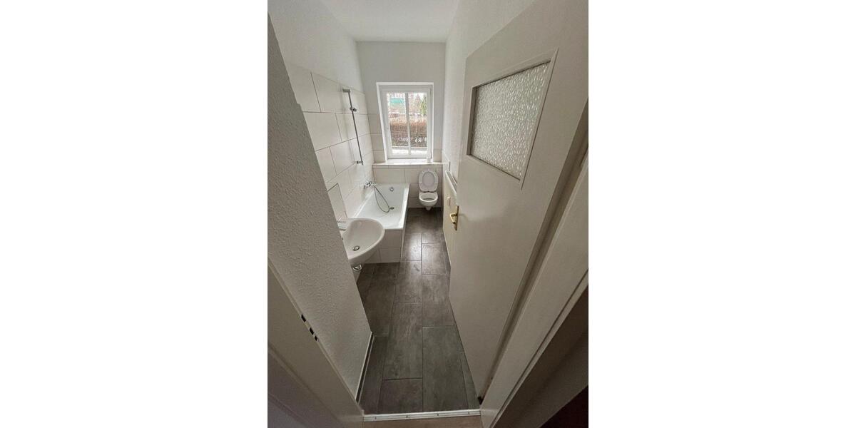 Etagenwohnung Glauchau - 2 Zimmer, 53 m&sup2;, 310&euro; | Angebot:25106967