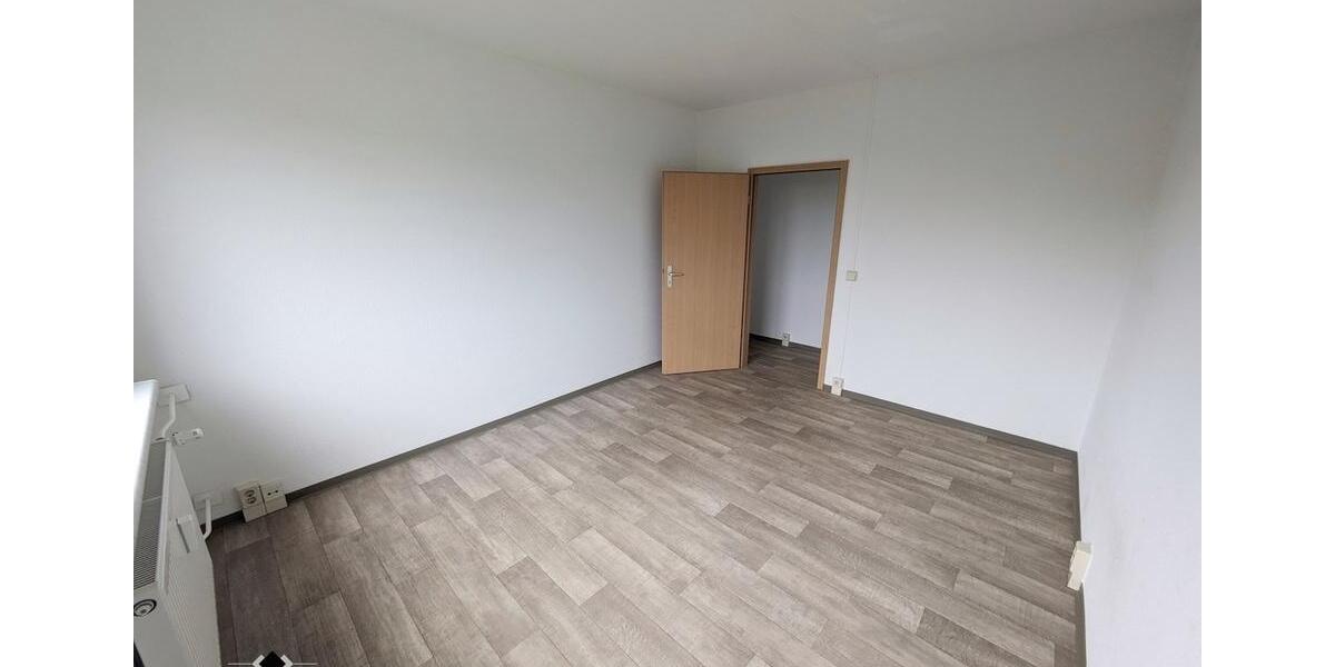 Etagenwohnung Limbach-Oberfrohna Oberfrohna - 3 Zimmer, 69 m&sup2;, 370&euro; | Angebot:25945690
