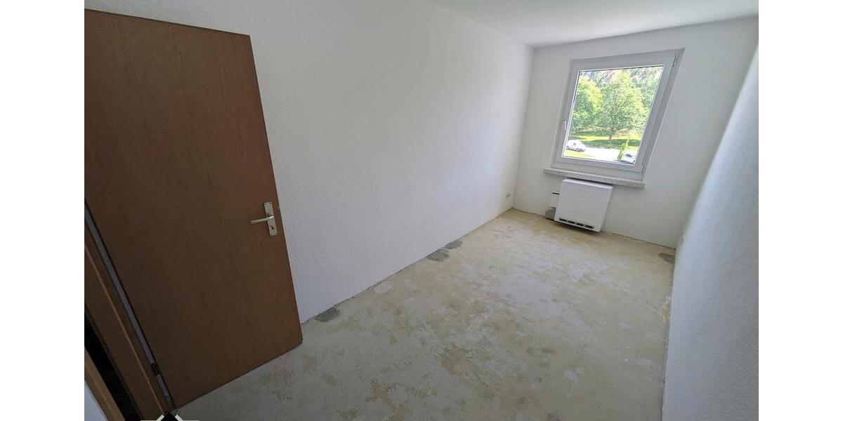 Etagenwohnung Limbach-Oberfrohna Oberfrohna - 3 Zimmer, 60 m&sup2;, 375&euro; | Angebot:25945666