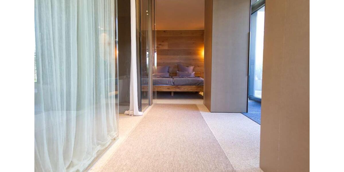 Etagenwohnung Zwickau Cainsdorf - 2 Zimmer, 68 m&sup2;, 1.200&euro; | Angebot:24742174