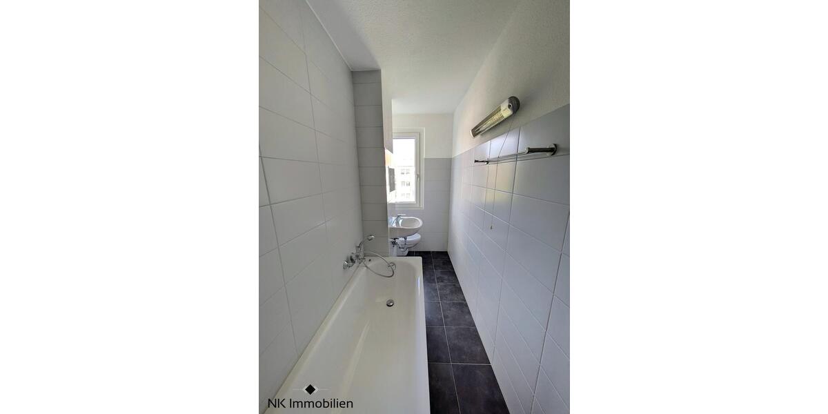 Etagenwohnung Limbach-Oberfrohna Oberfrohna - 2 Zimmer, 47 m&sup2;, 306&euro; | Angebot:25945630