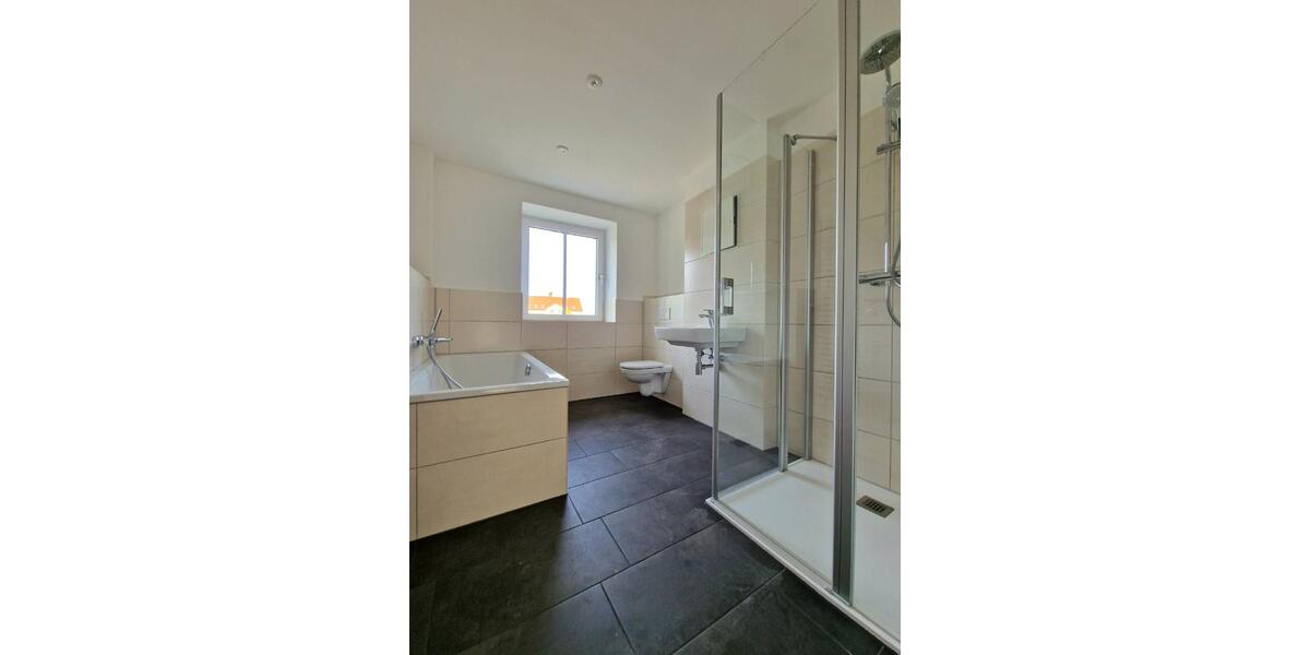 Maisonettenwohnung Glauchau - 4.5 Zimmer, 118 m&sup2;, 1.062&euro; | Angebot:24780925