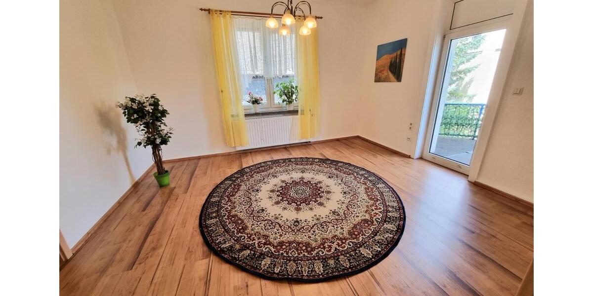 Etagenwohnung Gersdorf - 2 Zimmer, 50 m&sup2;, 355&euro; | Angebot:25723746
