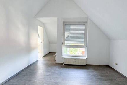 Wohnung Glauchau - 2 Zimmer, 56 m&sup2;, 364&euro; | Angebot:25688203