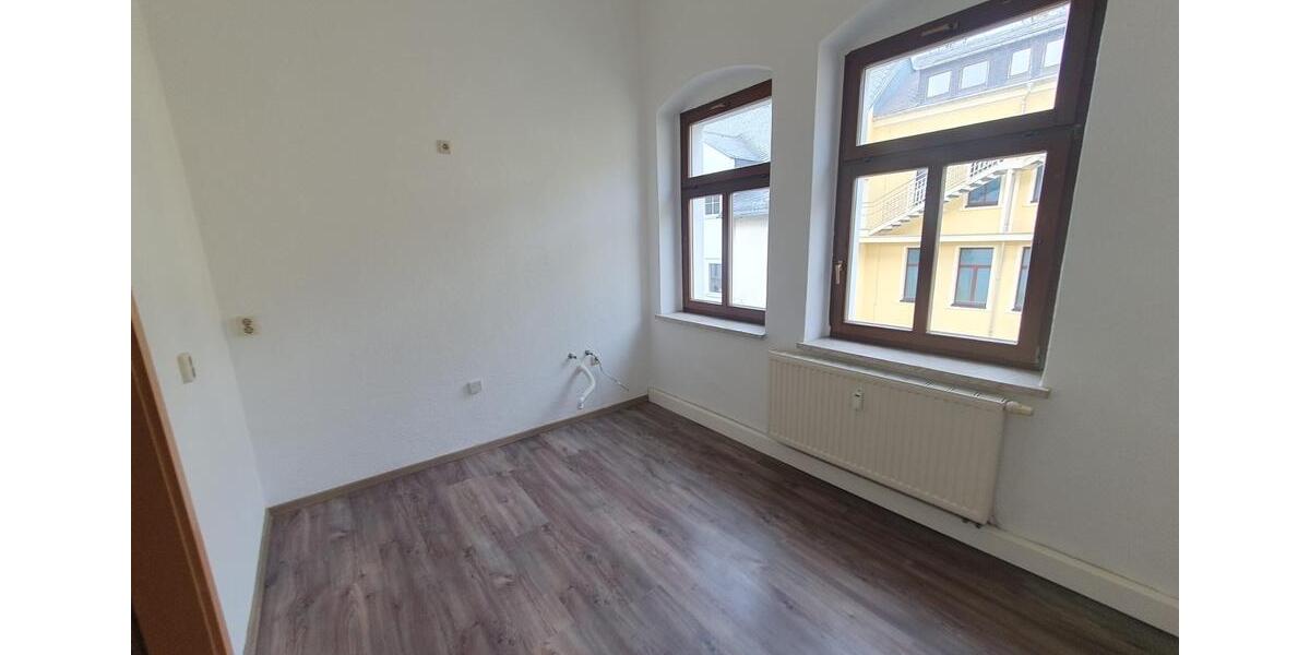 Etagenwohnung Eibenstock - 2 Zimmer, 65 m&sup2;, 290&euro; | Angebot:25810292